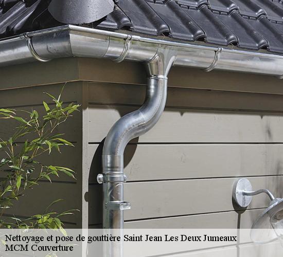 Nettoyage et pose de gouttière saint-jean-les-deux-jumeaux-77660 MCM Couverture